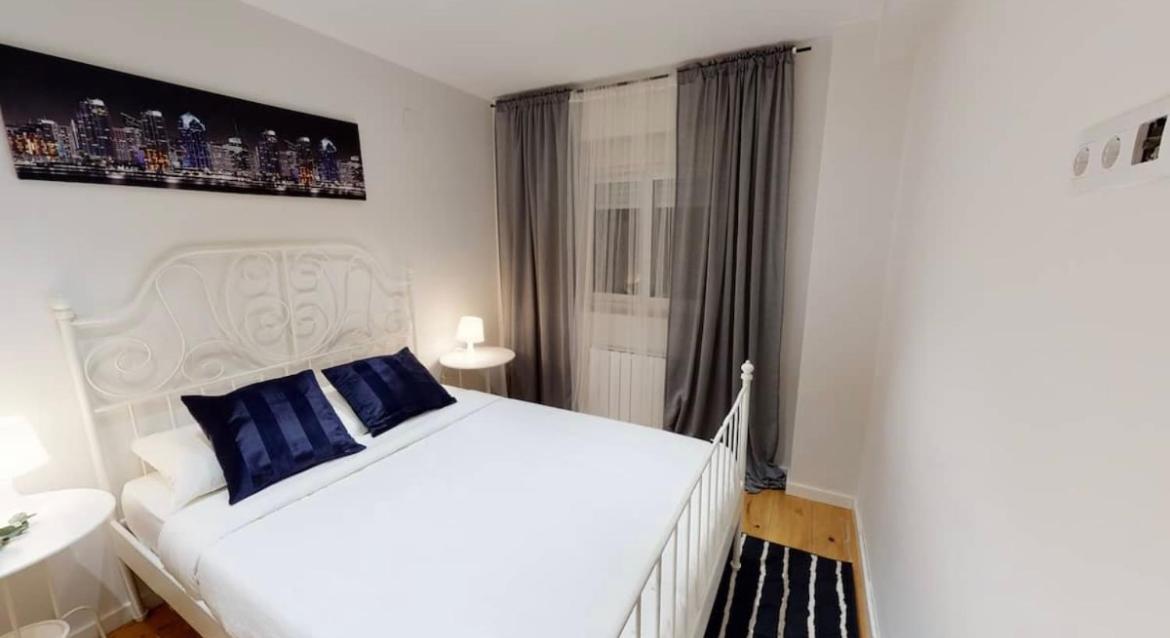 Edsam Brown Madrid Apartment Ngoại thất bức ảnh