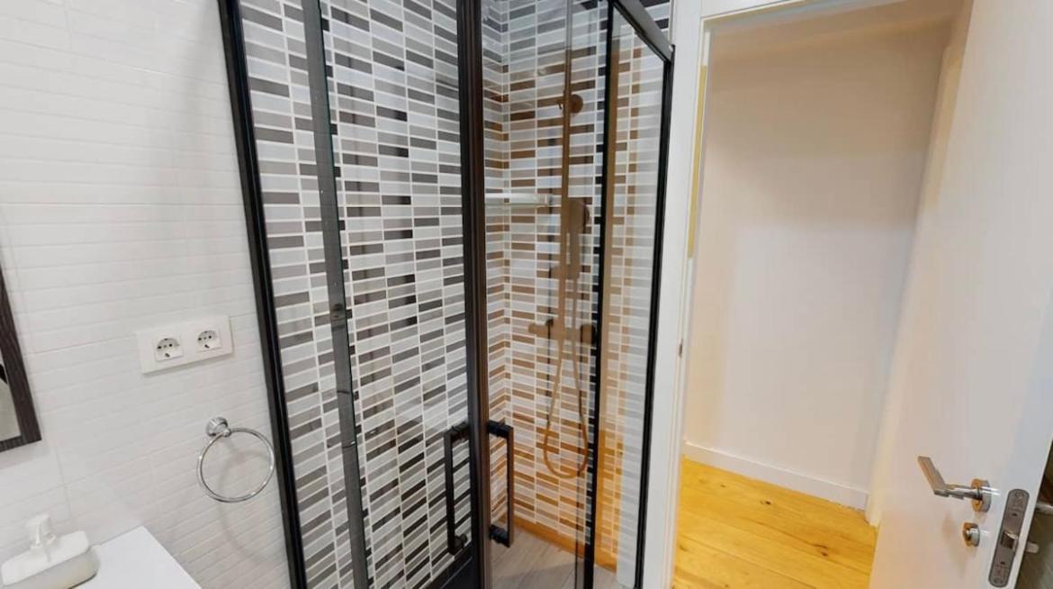 Edsam Brown Madrid Apartment Ngoại thất bức ảnh